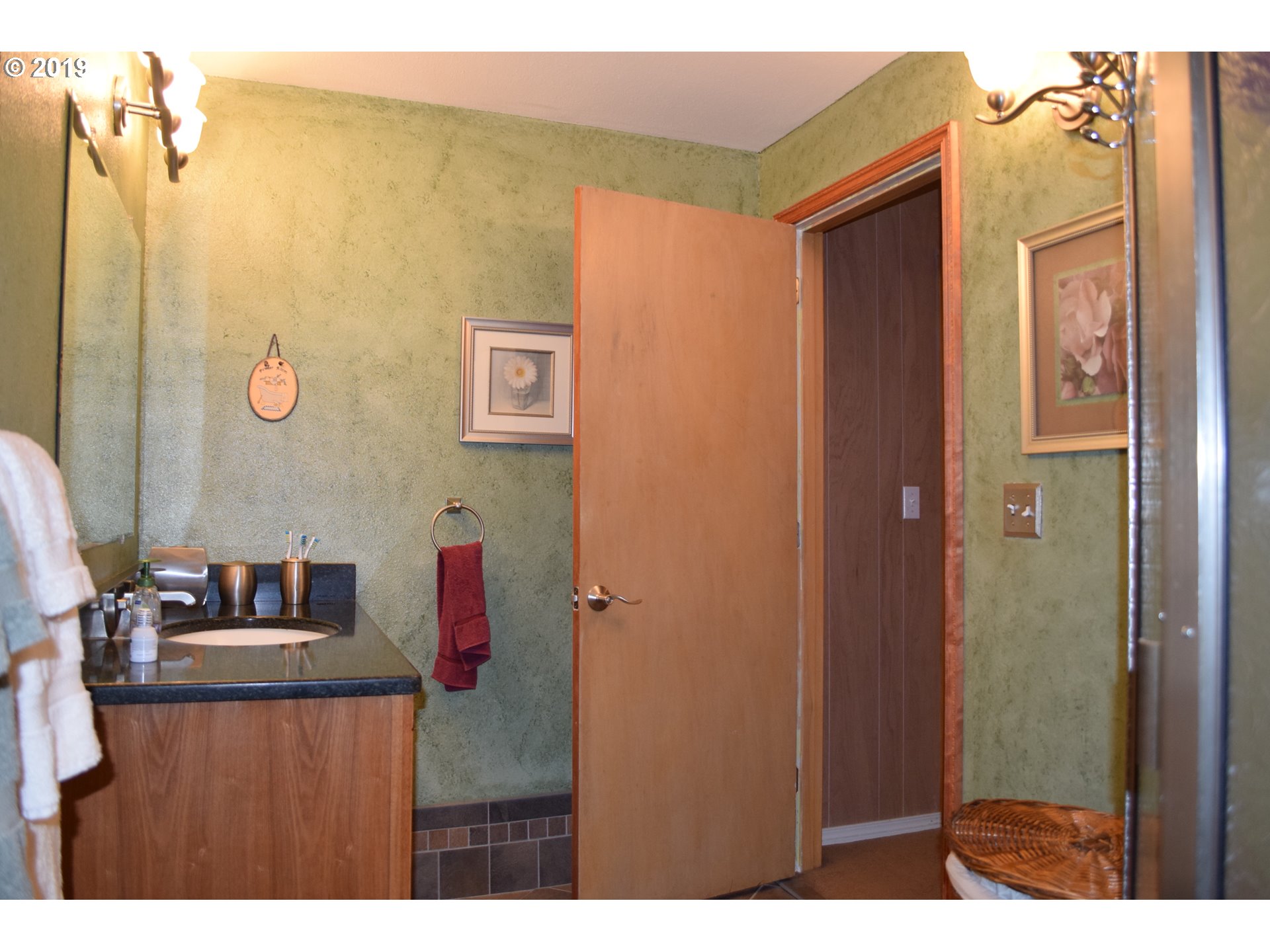 17409 South Callahan Road Molalla, OR 97038 - Photo 13 of 19 Gallery Image 13
