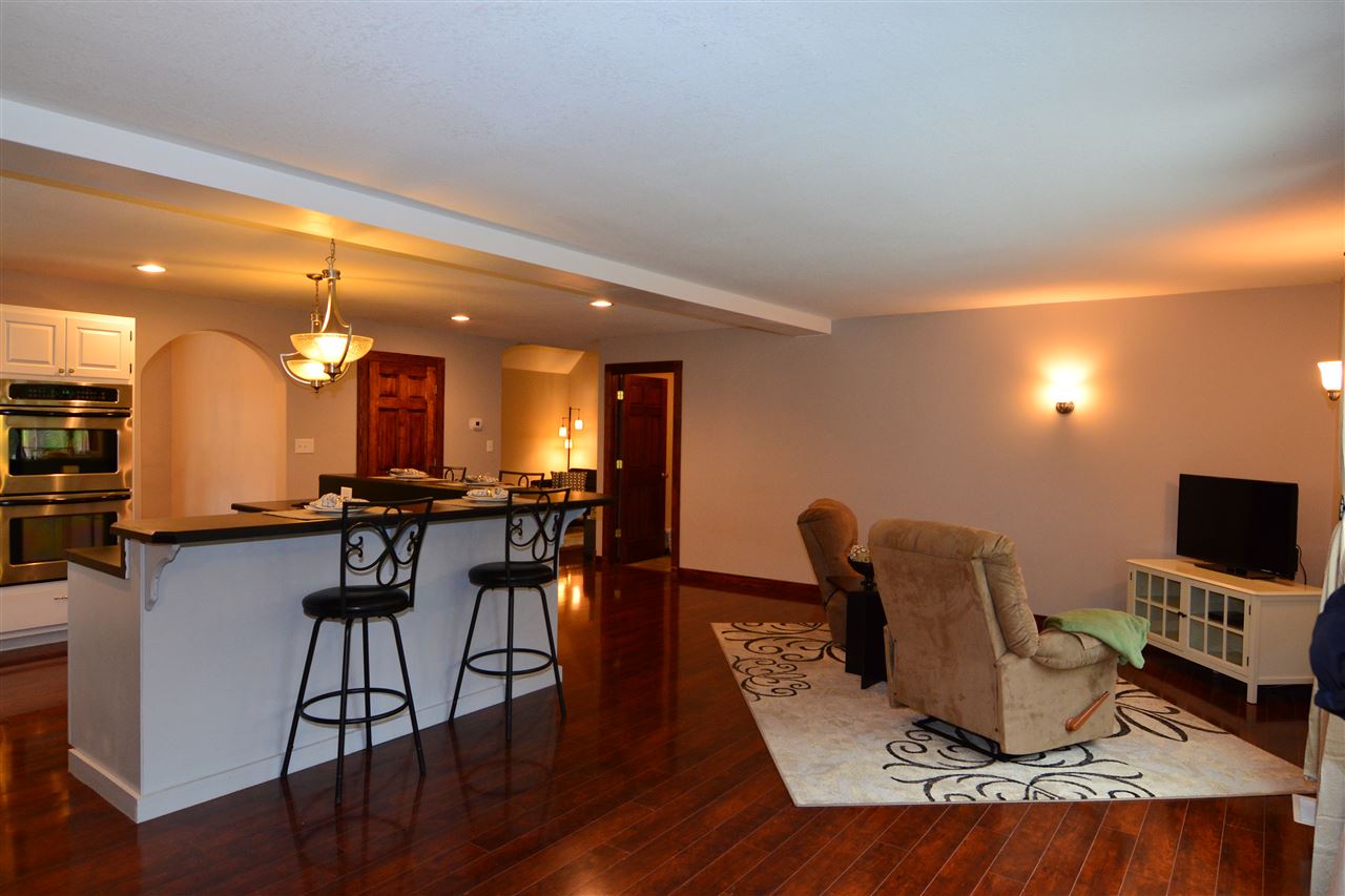 140 West Hoppus Road Warsaw, IN 46580 - Photo 8 of 36