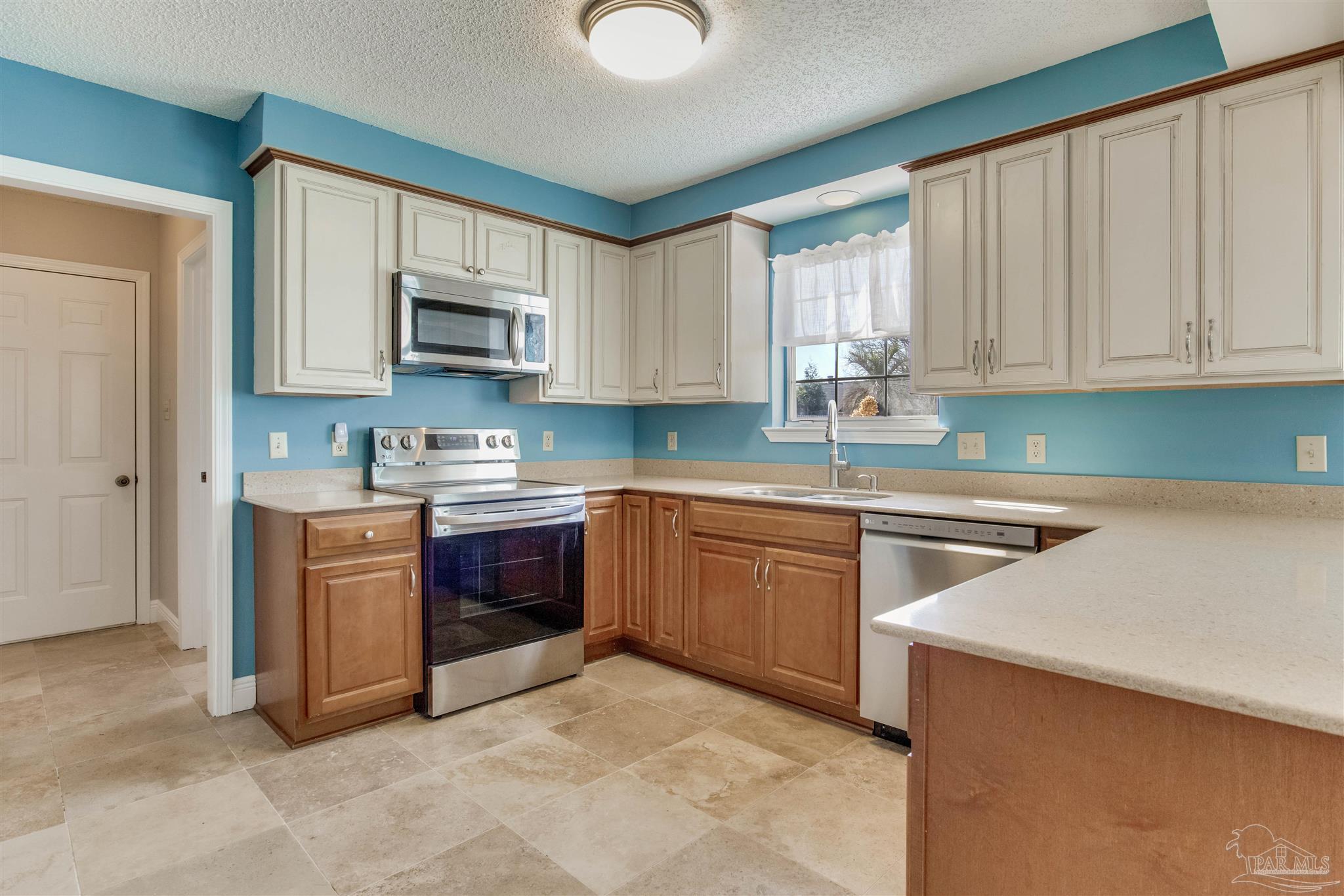 513 Turnberry Road Cantonment, FL 32533 - Photo 17 of 58 Gallery Image 17