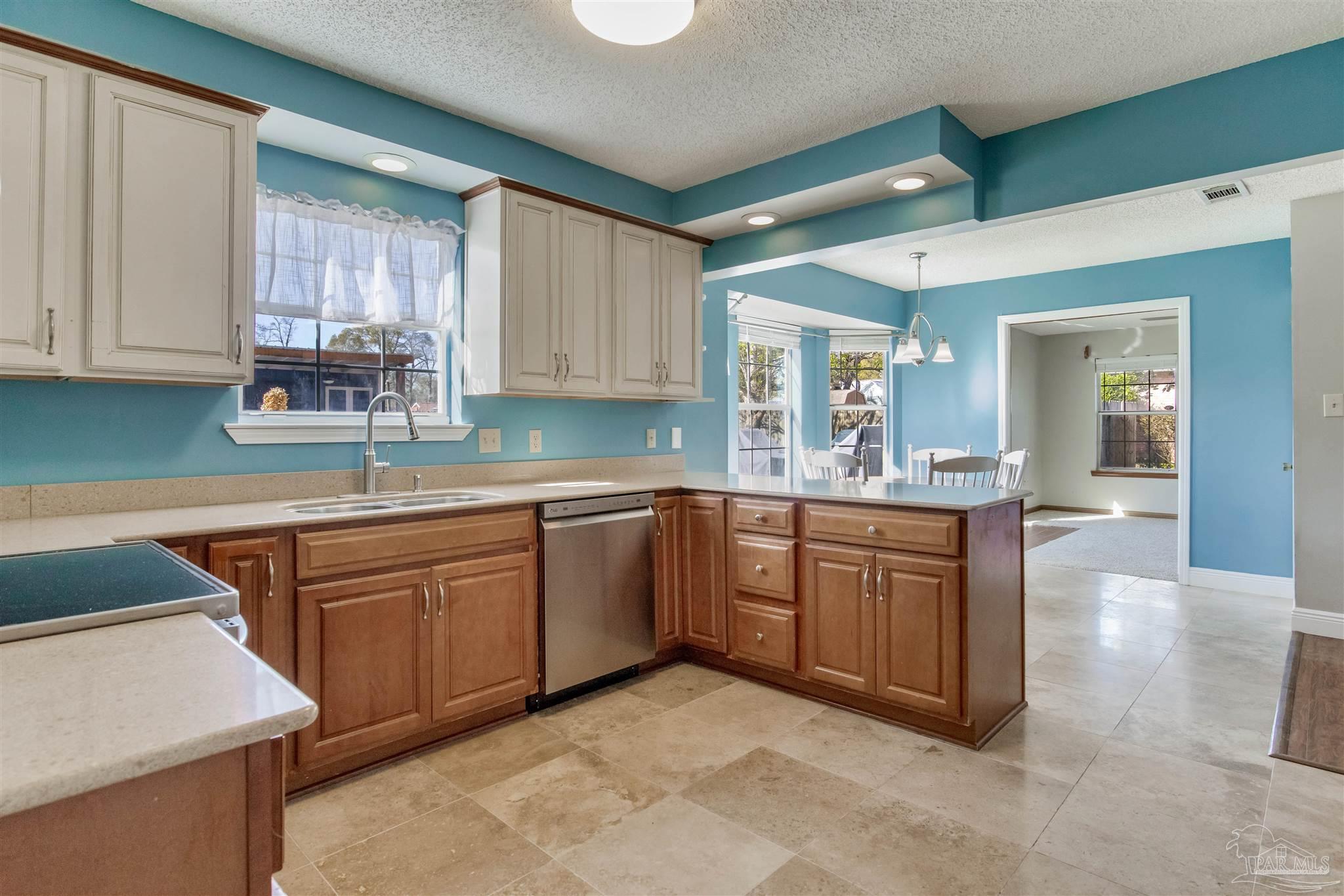 513 Turnberry Road Cantonment, FL 32533 - Photo 19 of 58 Gallery Image 19