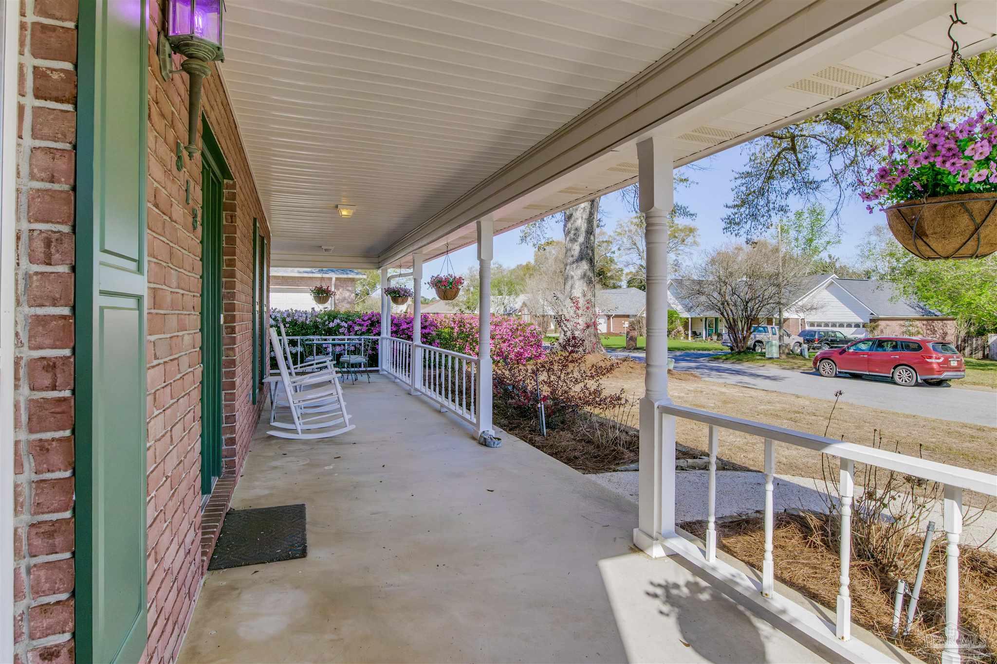 513 Turnberry Road Cantonment, FL 32533 - Photo 2 of 58 Gallery Image 2