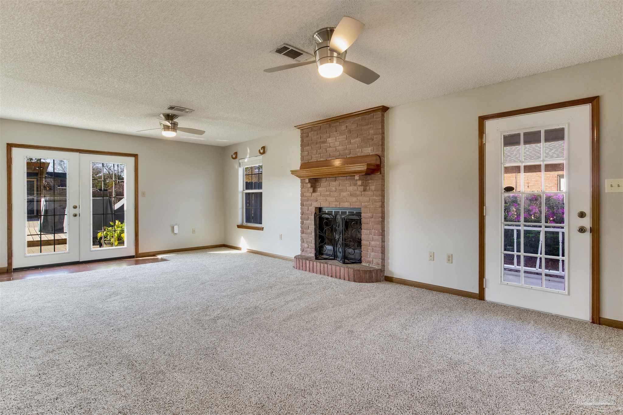 513 Turnberry Road Cantonment, FL 32533 - Photo 10 of 58 Gallery Image 10