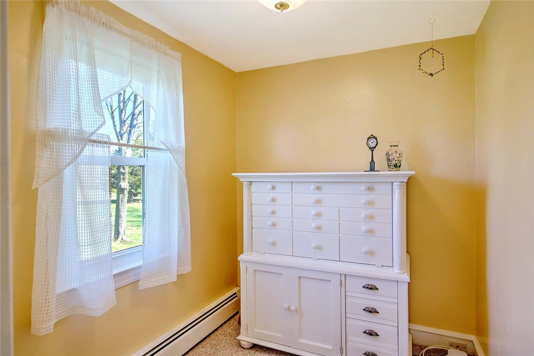 419 George Waterman Road Johnston, RI 02919 - Photo 9 of 31