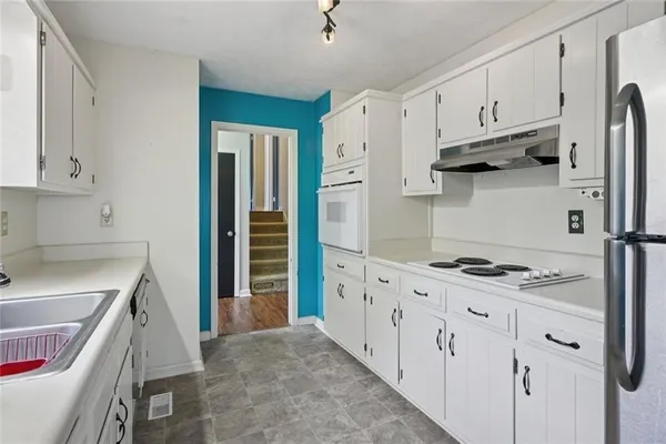 $247,900 | 125 Meadowview Circle, Tyrone, GA 30290