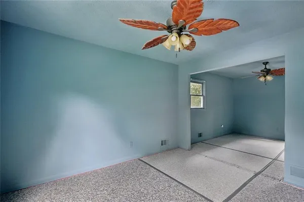 $247,900 | 125 Meadowview Circle, Tyrone, GA 30290