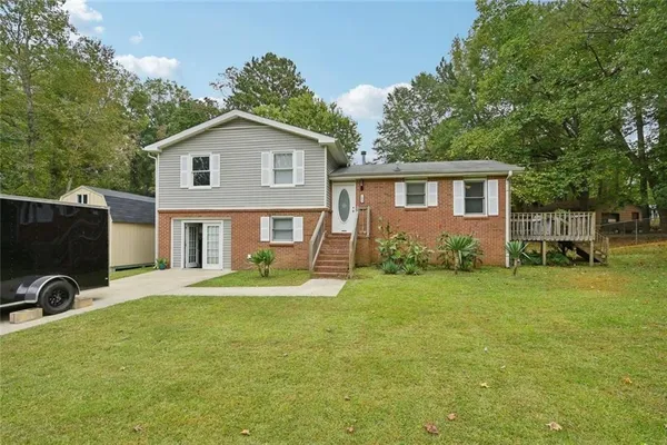 $247,900 | 125 Meadowview Circle, Tyrone, GA 30290