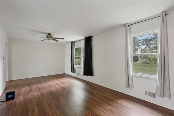 $247,900 | 125 Meadowview Circle, Tyrone, GA 30290