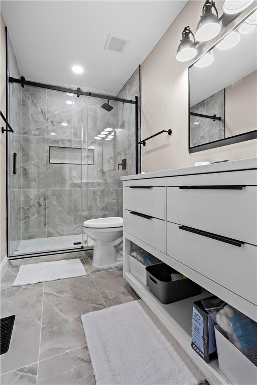 5750 Old Gordon Road Mableton, GA 30126 - Photo 28 of 31 a bathroom with a sink and mirror