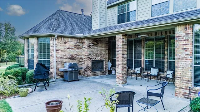 a view of an outdoor sitting space