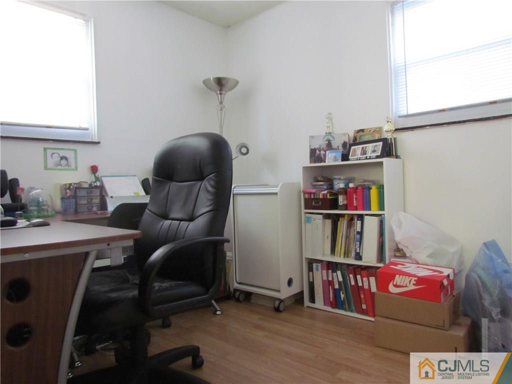 25 Pearl Road East Brunswick, NJ 08816 - Photo 7 of 24 Gallery Image 7