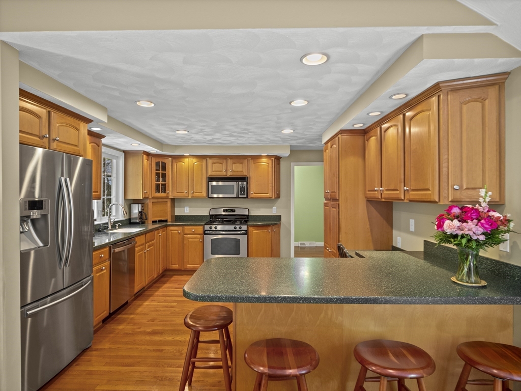 10 Higate Road Chelmsford, MA 01824 - Photo 14 of 40 Gallery Image 14