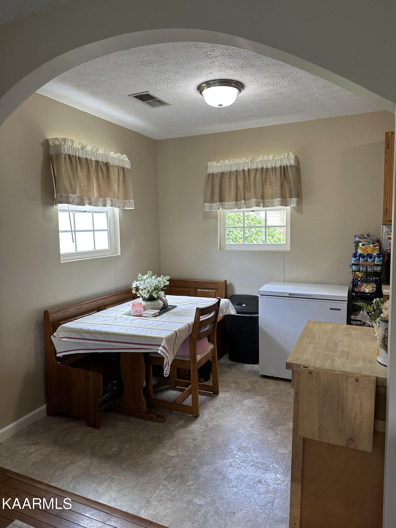 2835 Grove Road Mascot, TN 37806 - Photo 5 of 16 Gallery Image 5