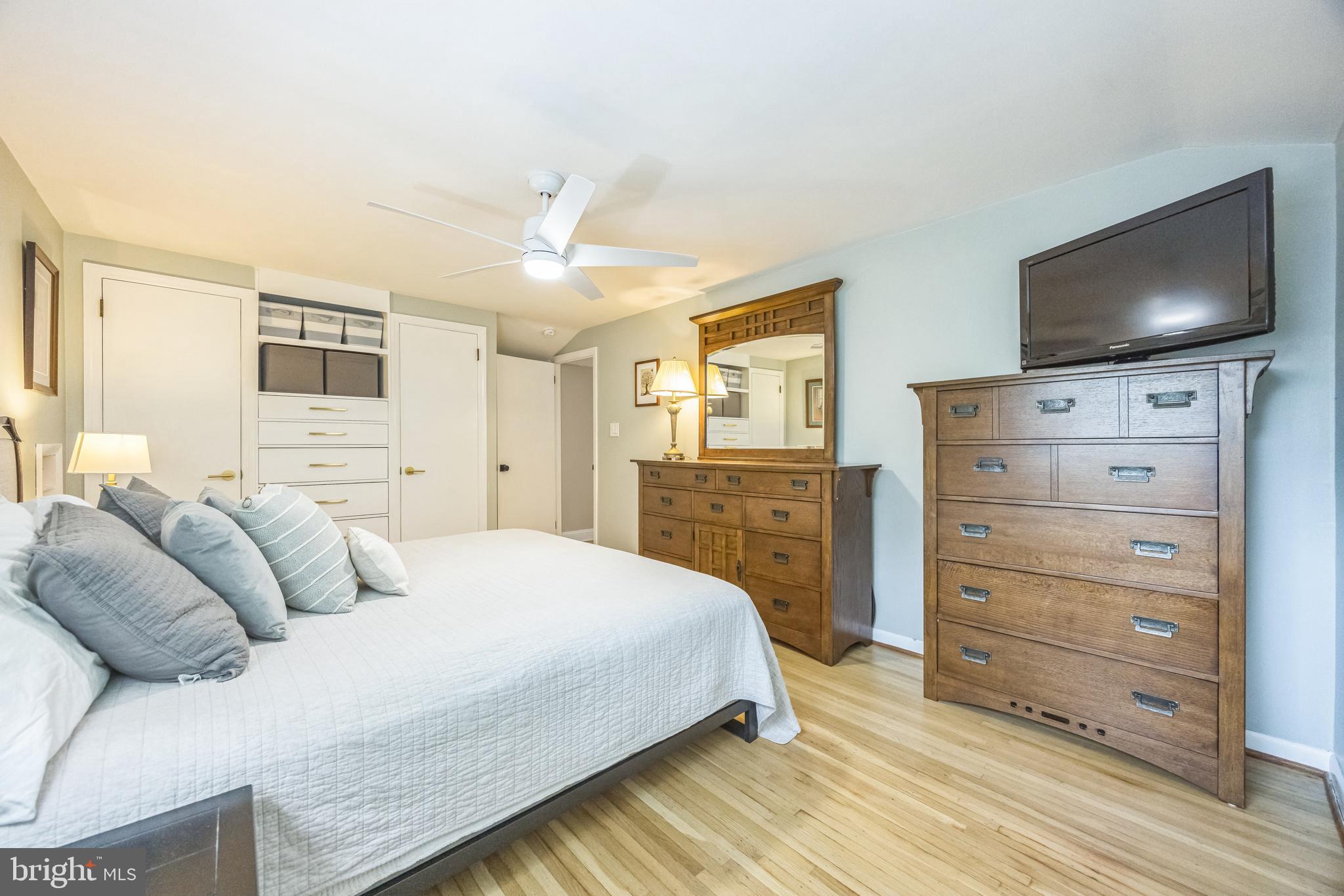 308 Covered Bridge Road Cherry Hill, NJ 08034 - Photo 12 of 36