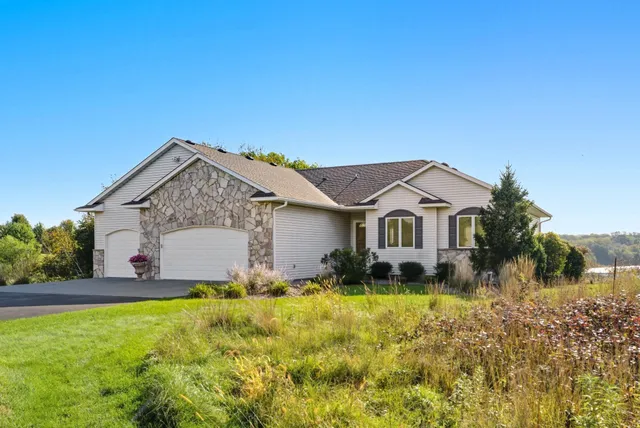 $729,900 | 785 165th Avenue, New Richmond, WI 54017