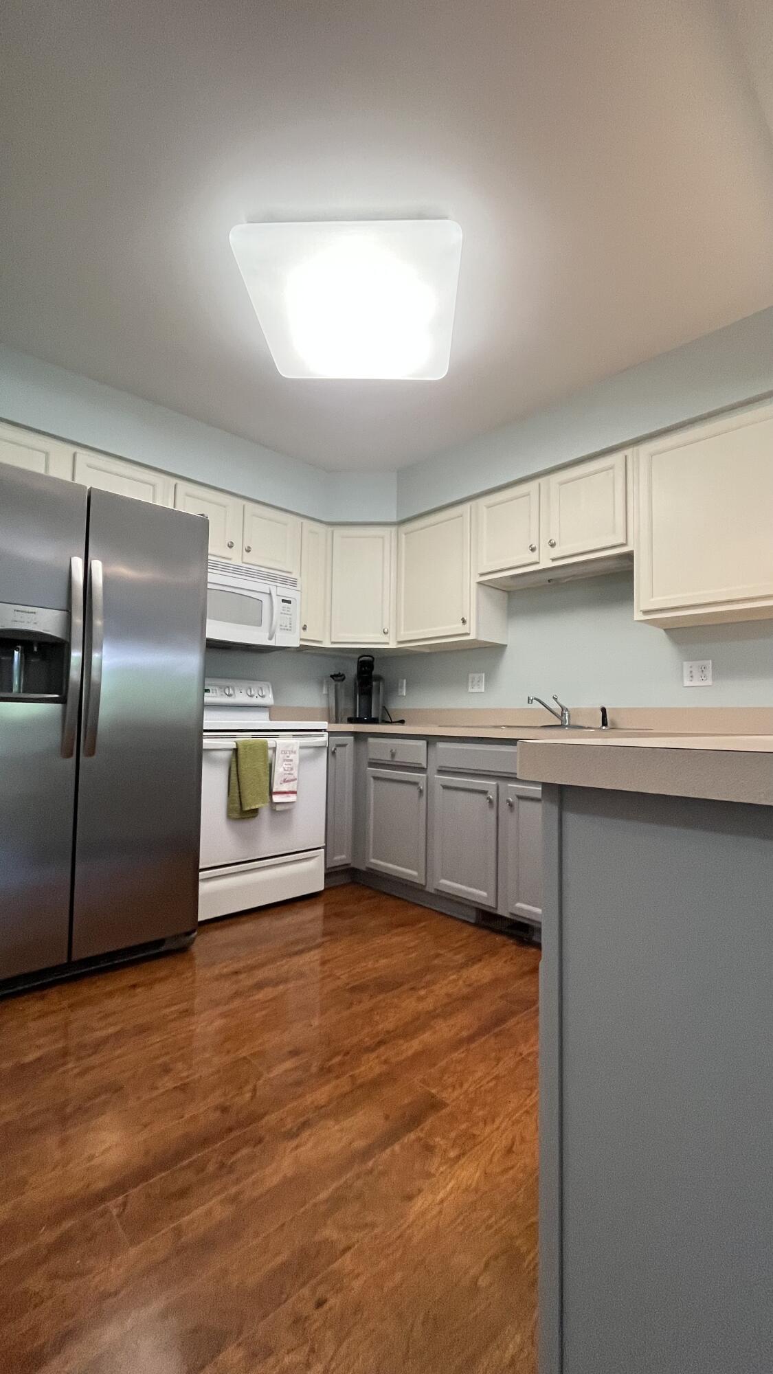 771 Taylor Street Chelsea, MI 48118 - Photo 11 of 33 IMG_9146