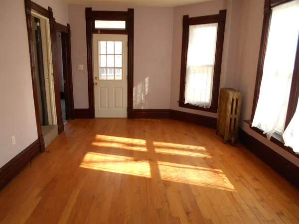 $82,500 | 800 North Lafayette Street, Macomb, IL 61455