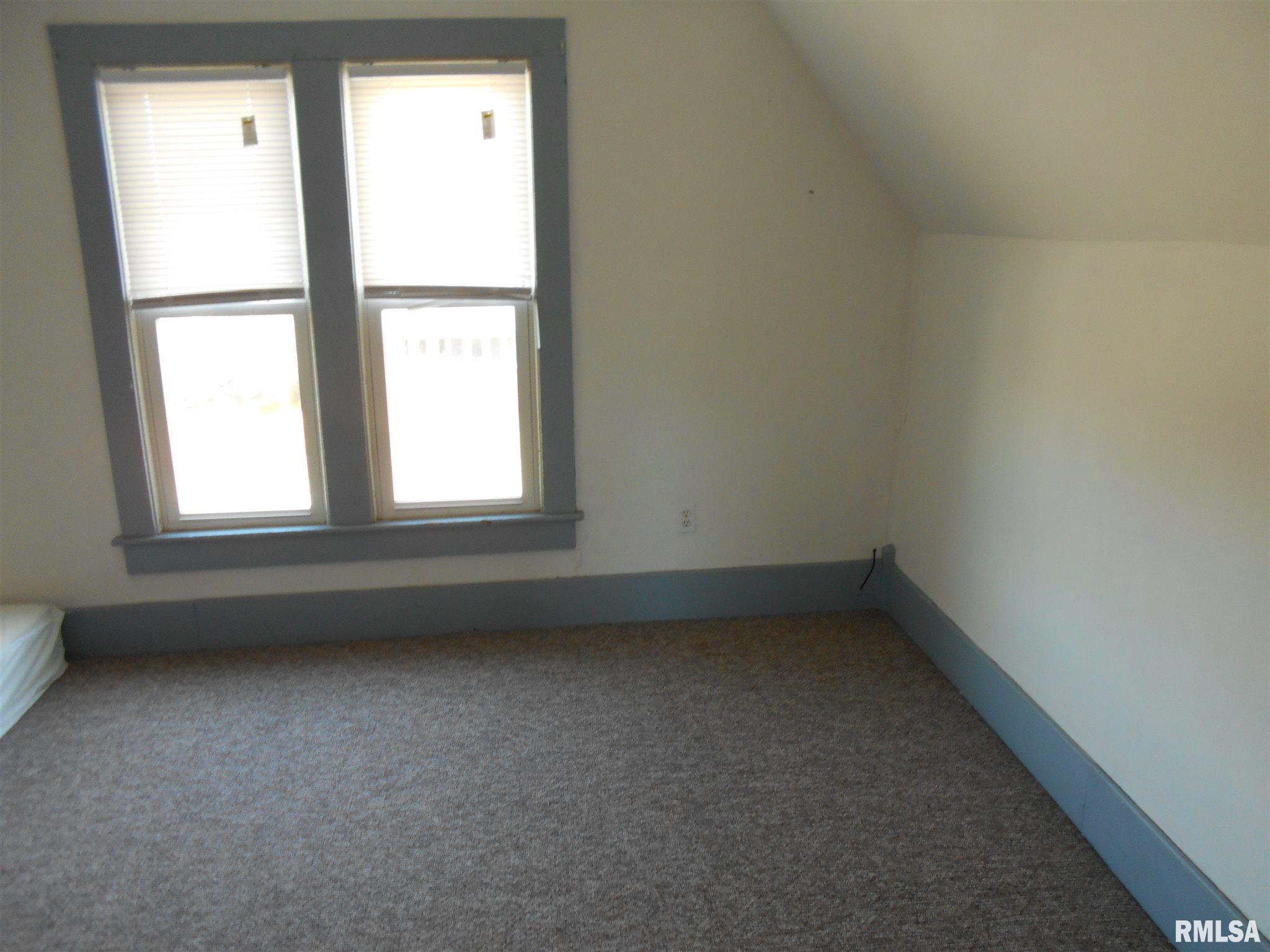 800 North Lafayette Street Macomb, IL 61455 - Photo 9 of 12