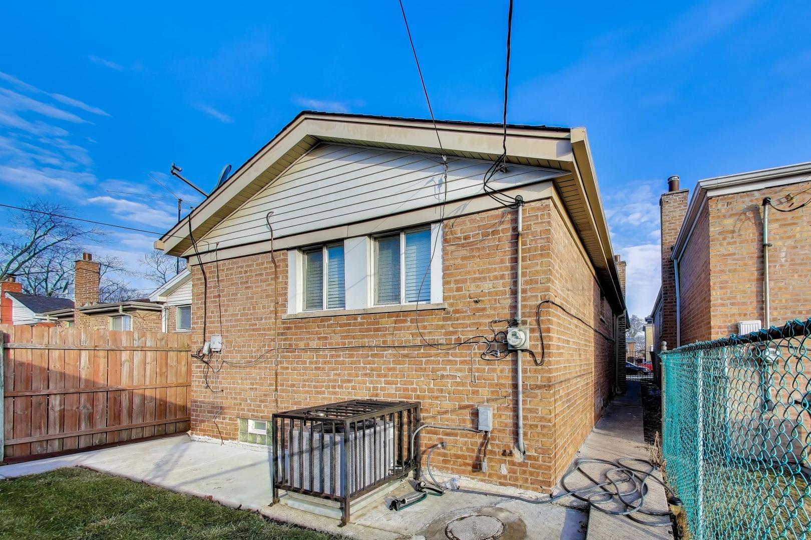 431 West 98th Street Chicago, IL 60628 - Photo 32 of 37