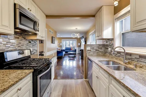 $275,000 | 431 West 98th Street, Chicago, IL 60628