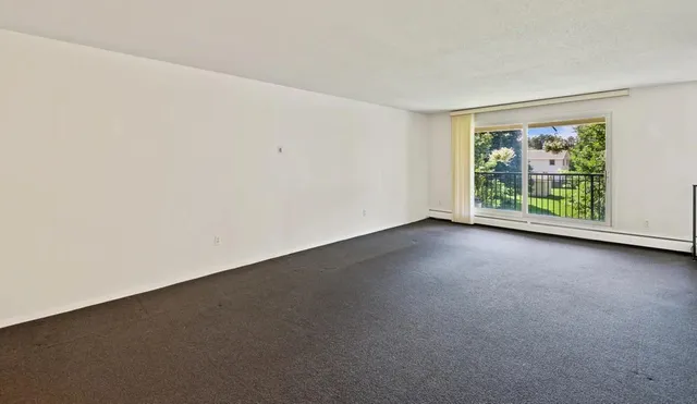 $225,000 | 3412 Oak Ridge Road, Unit 206, Minnetonka, MN 55305