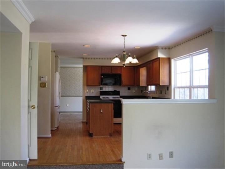 2013 Deer Ridge Drive Pottstown, PA 19464 - Photo 6 of 19