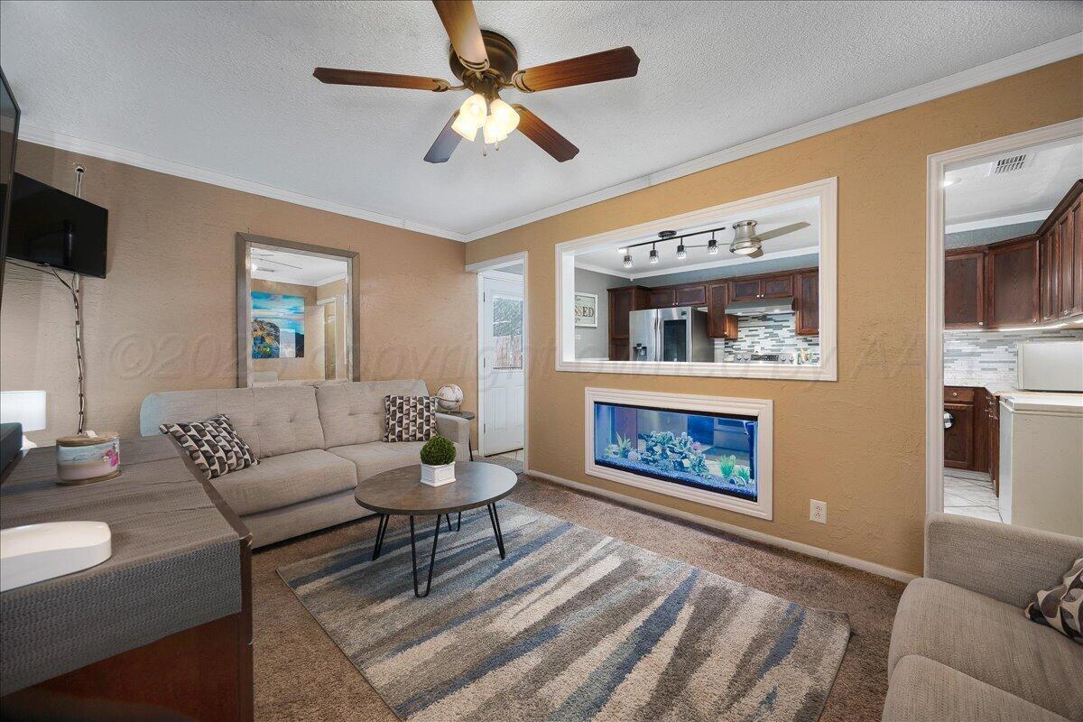 2400 Hickory Street Amarillo, TX 79107 - Photo 4 of 17 04-Living Room 2