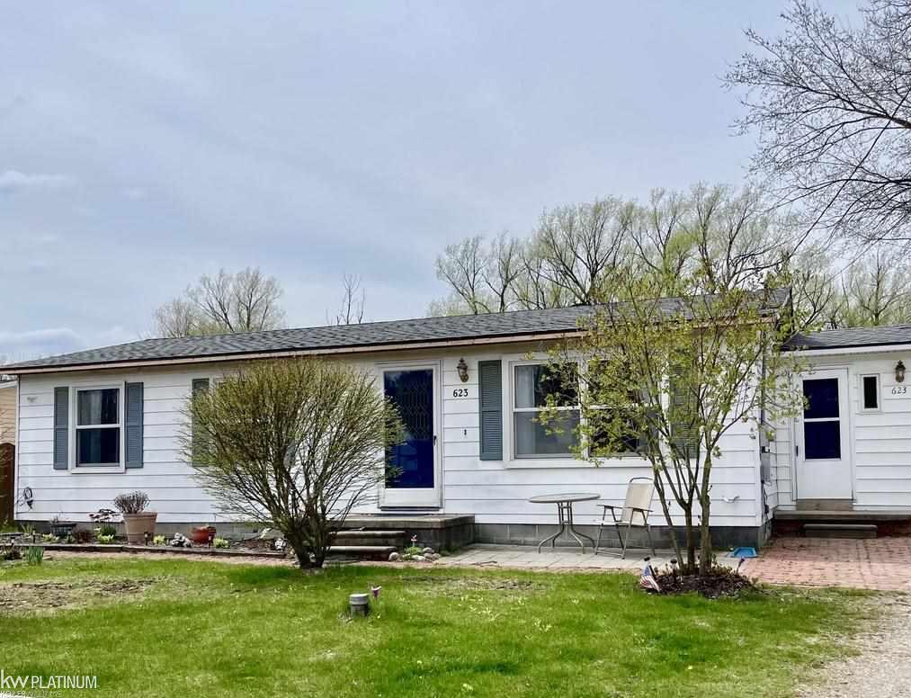 623 Burns Road Smiths Creek, MI 48074 - Photo 1 of 14 50073204.JPG