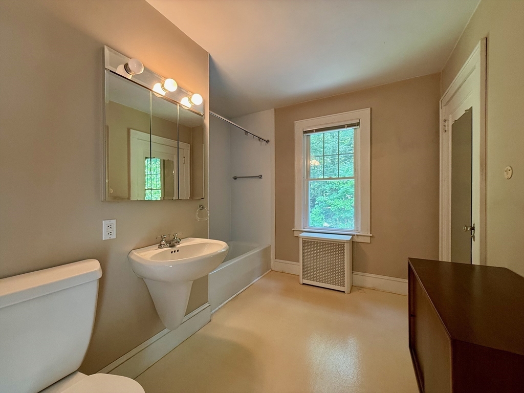 39 Hillside Road Northampton, MA 01060 - Photo 19 of 39 Gallery Image 19