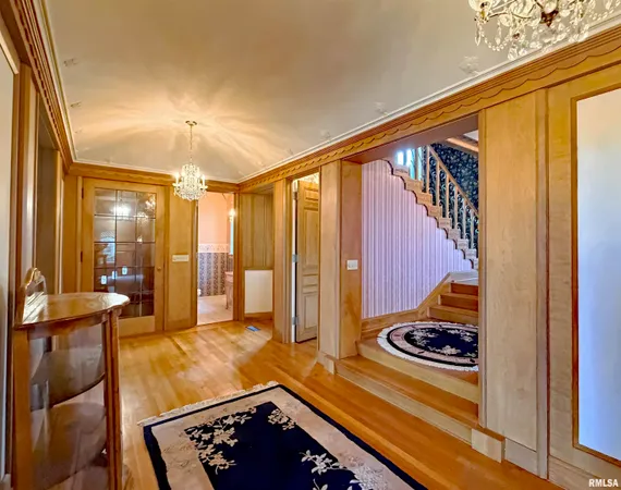 $995,000 | 4775 North Grandview Drive, Peoria Heights, IL 61616