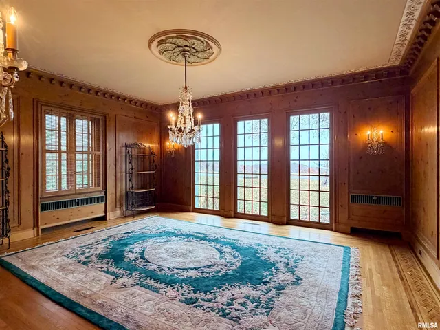 $995,000 | 4775 North Grandview Drive, Peoria Heights, IL 61616