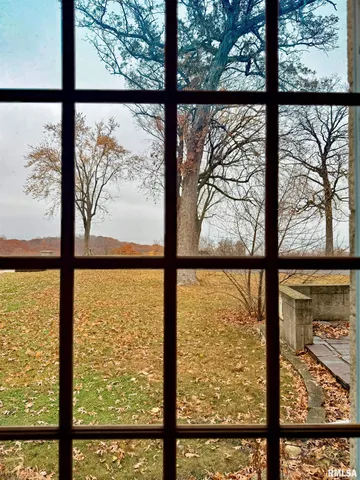 $995,000 | 4775 North Grandview Drive, Peoria Heights, IL 61616