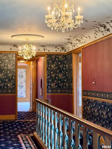 $995,000 | 4775 North Grandview Drive, Peoria Heights, IL 61616