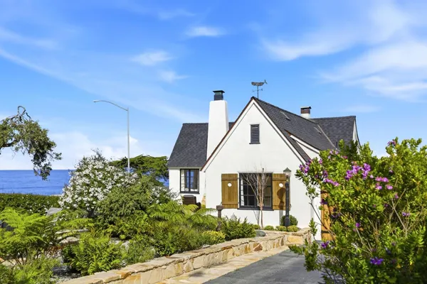 $2,825,000 | 115 1st Street, Pacific Grove, CA 93950