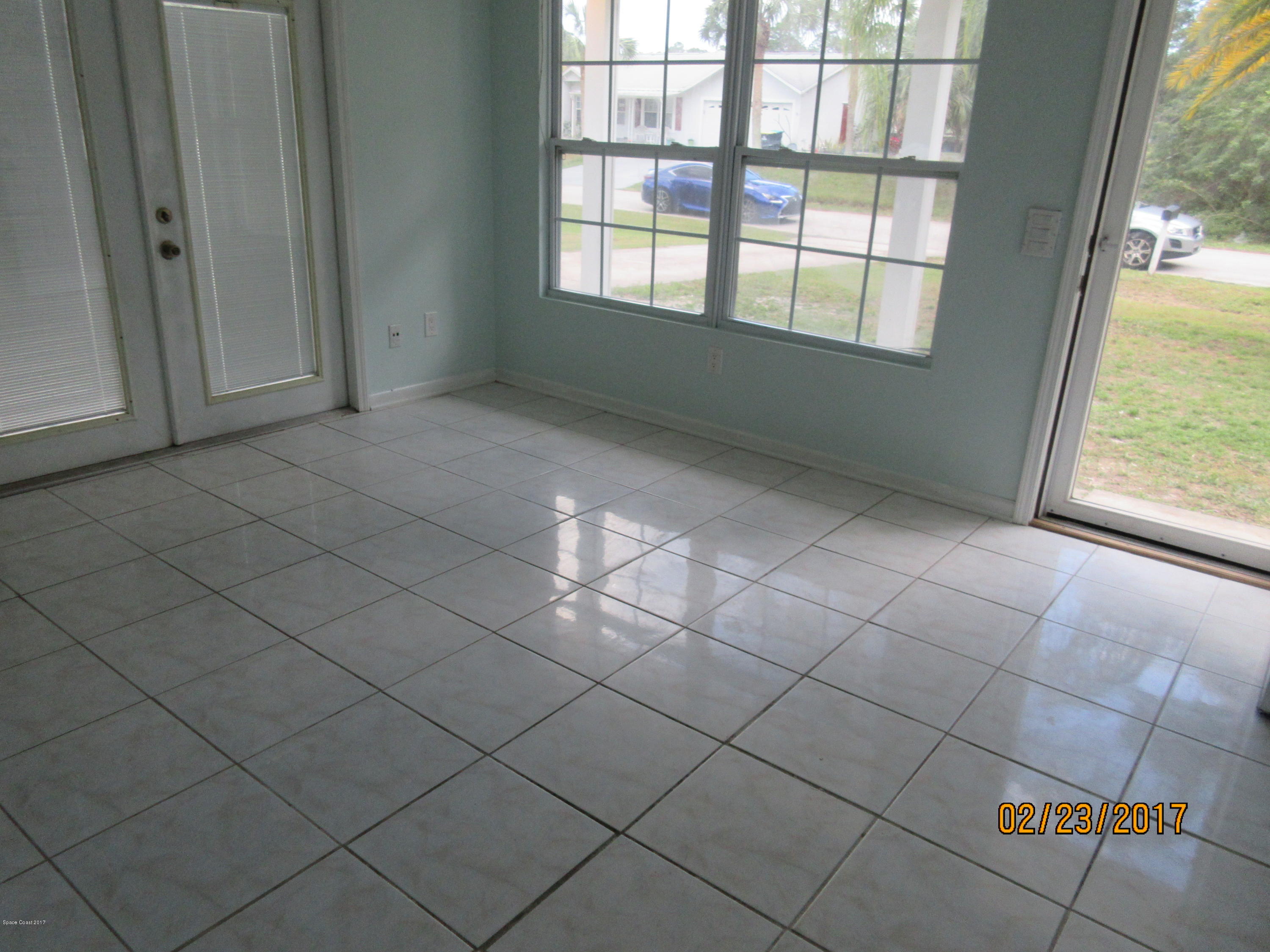 313 Danis Road Southwest Palm Bay, FL 32908 - Photo 11 of 13 IMG_3120