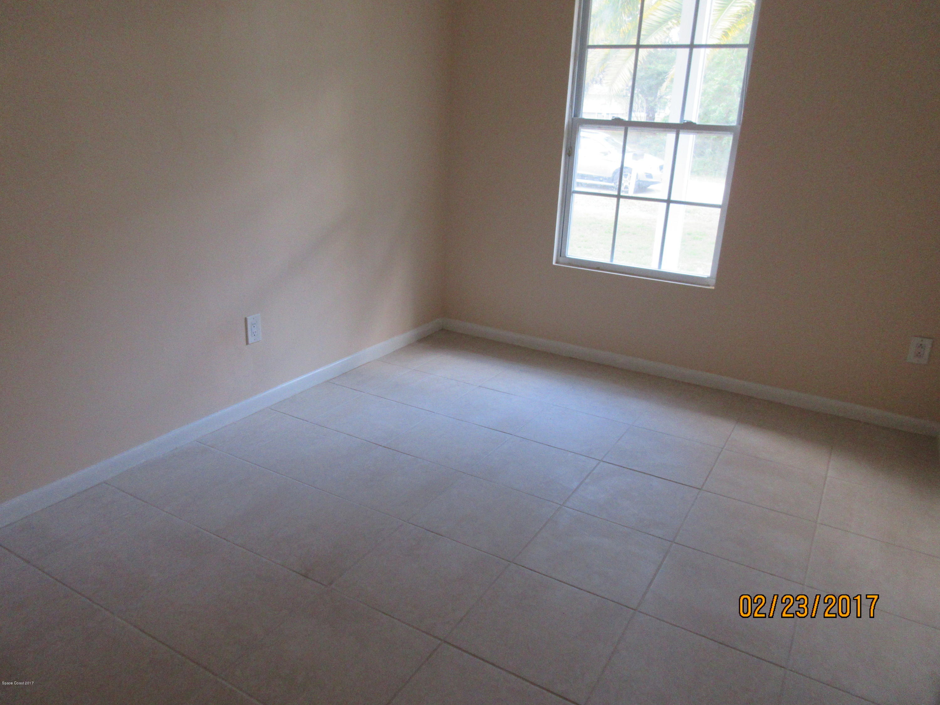 313 Danis Road Southwest Palm Bay, FL 32908 - Photo 3 of 13 IMG_3112