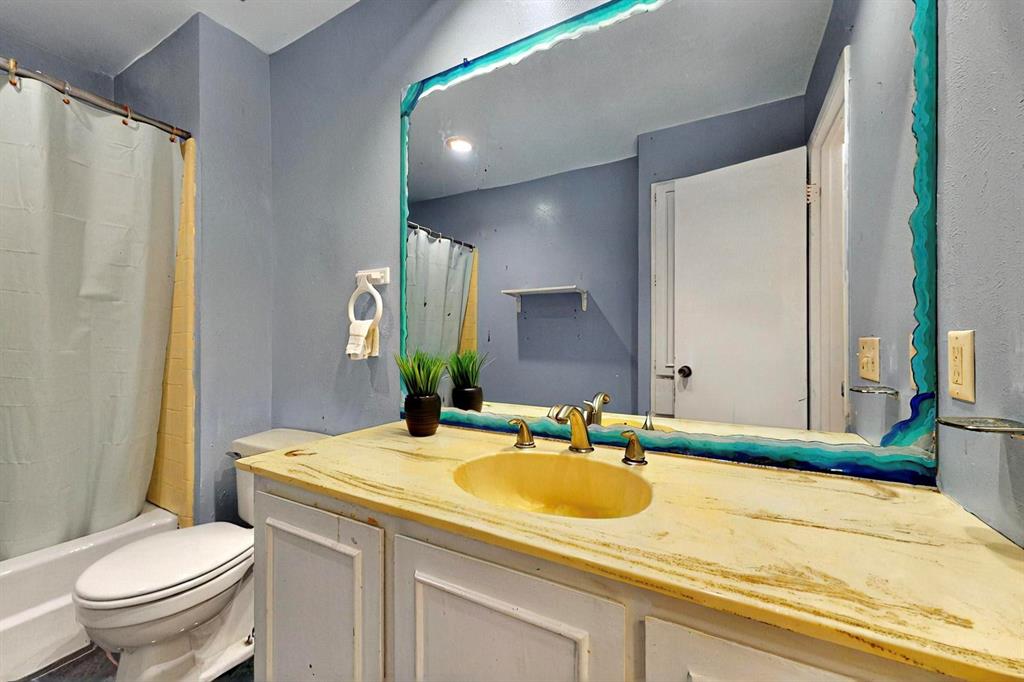 3714 Burning Tree Lane Garland, TX 75042 - Photo 17 of 36