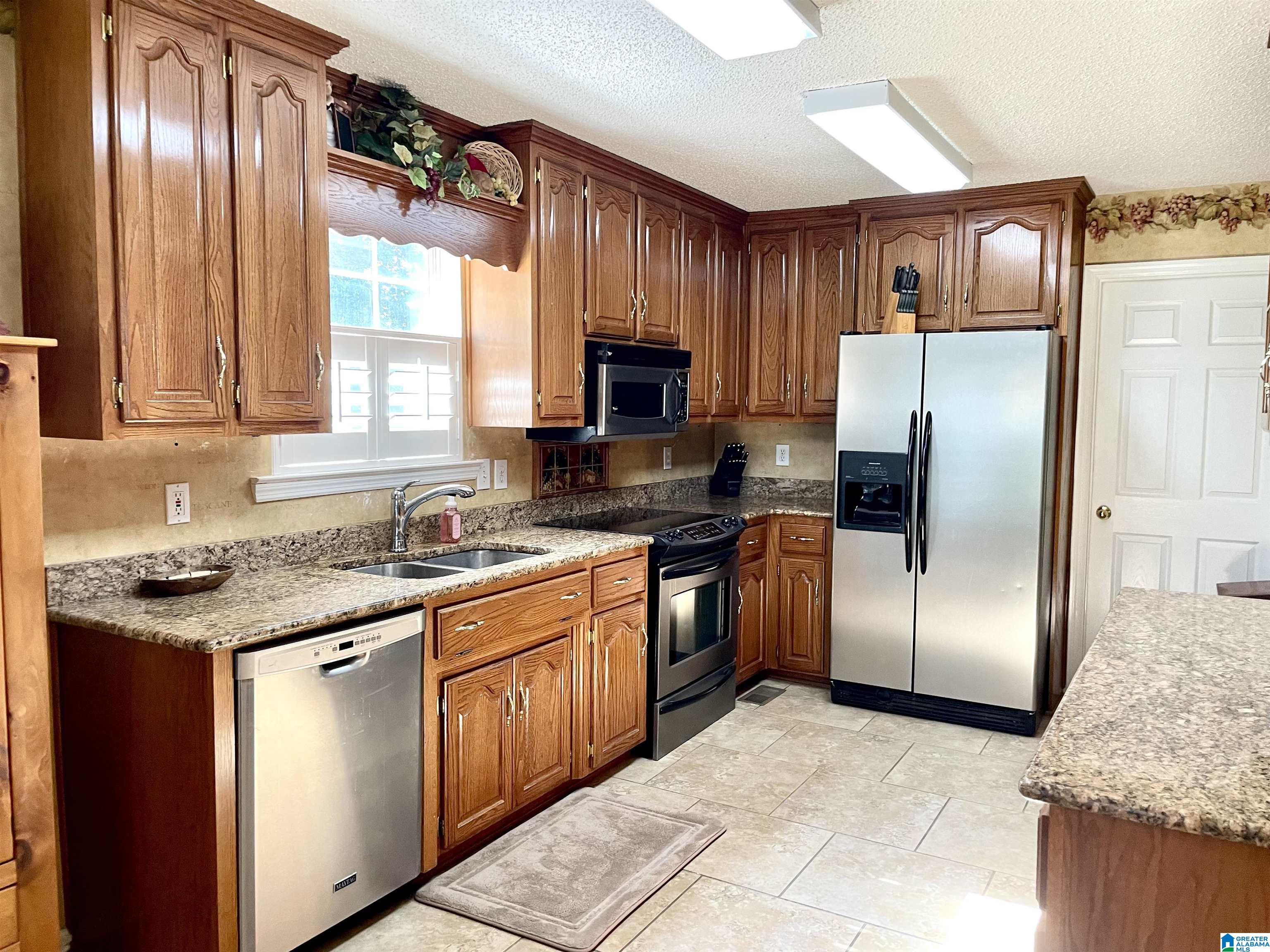 511 Springdale Road Mount Olive, AL 35117 - Photo 12 of 46