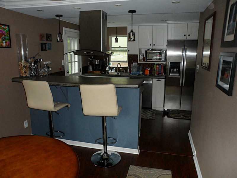 2043 Spring Valley Road Pittsburgh, PA 15243 - Photo 7 of 15 Dining Room.