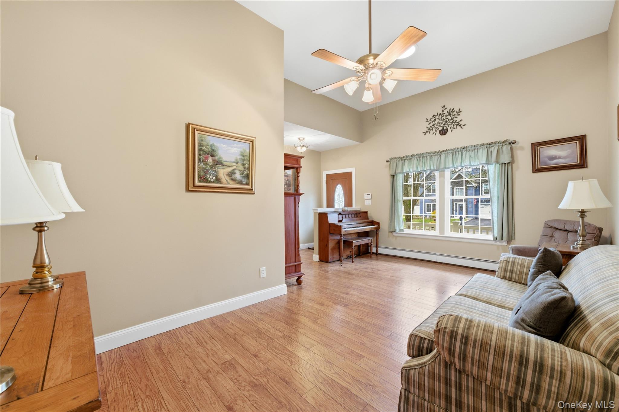 33 Timber Ridge Drive Coram, NY 11727 - Photo 5 of 24