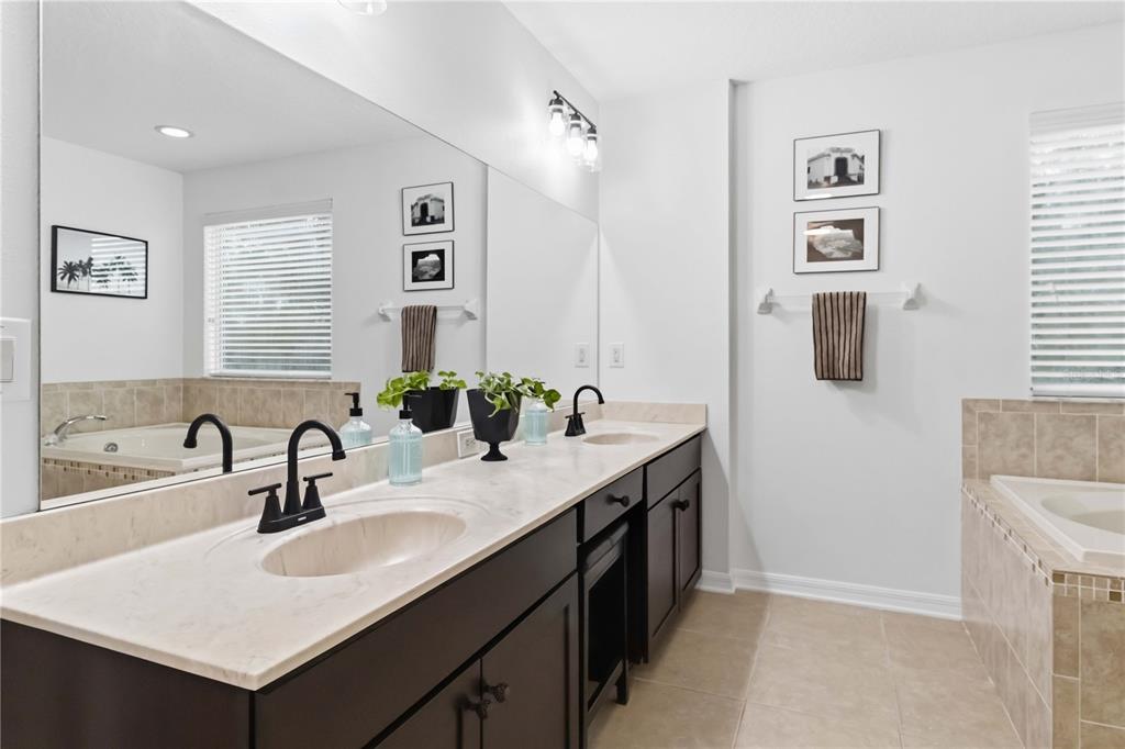 1521 Rhodeswell Lane Dover, FL 33527 - Photo 20 of 40 Gallery Image 20
