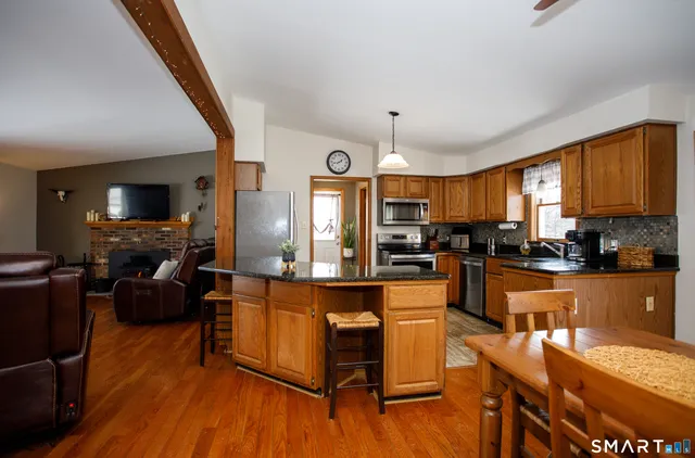 $424,700 | 110 Pautipaug Hill Road, Sprague, CT 06330