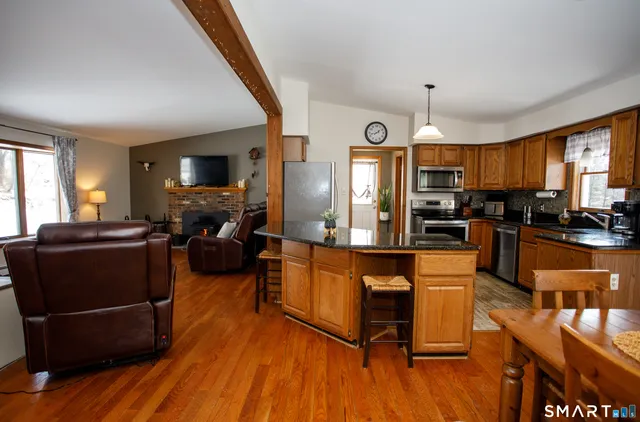 $424,700 | 110 Pautipaug Hill Road, Sprague, CT 06330