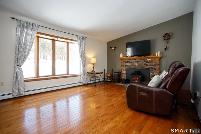 $424,700 | 110 Pautipaug Hill Road, Sprague, CT 06330