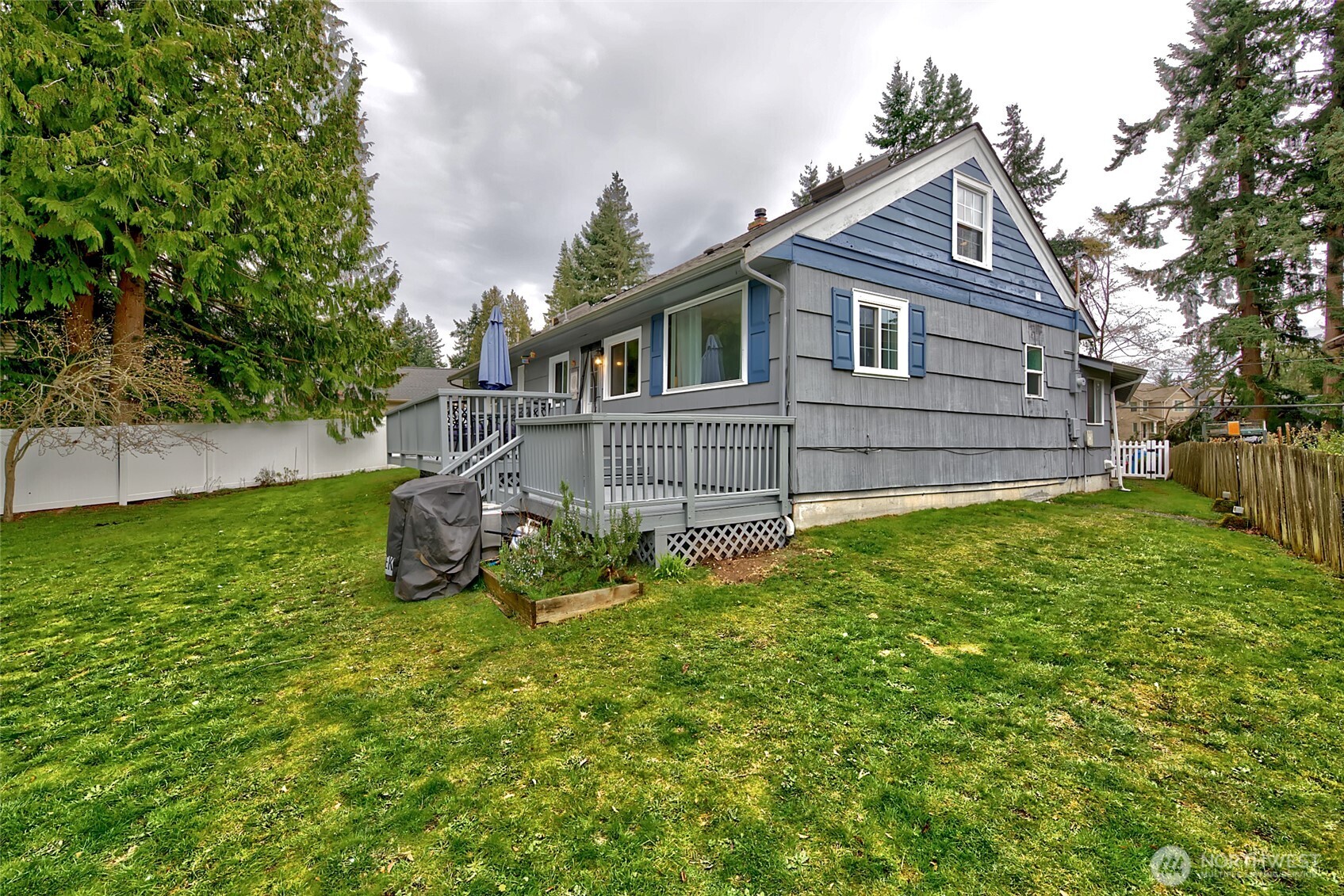 8829 231st Street Southwest Edmonds, WA 98026 - Photo 28 of 34