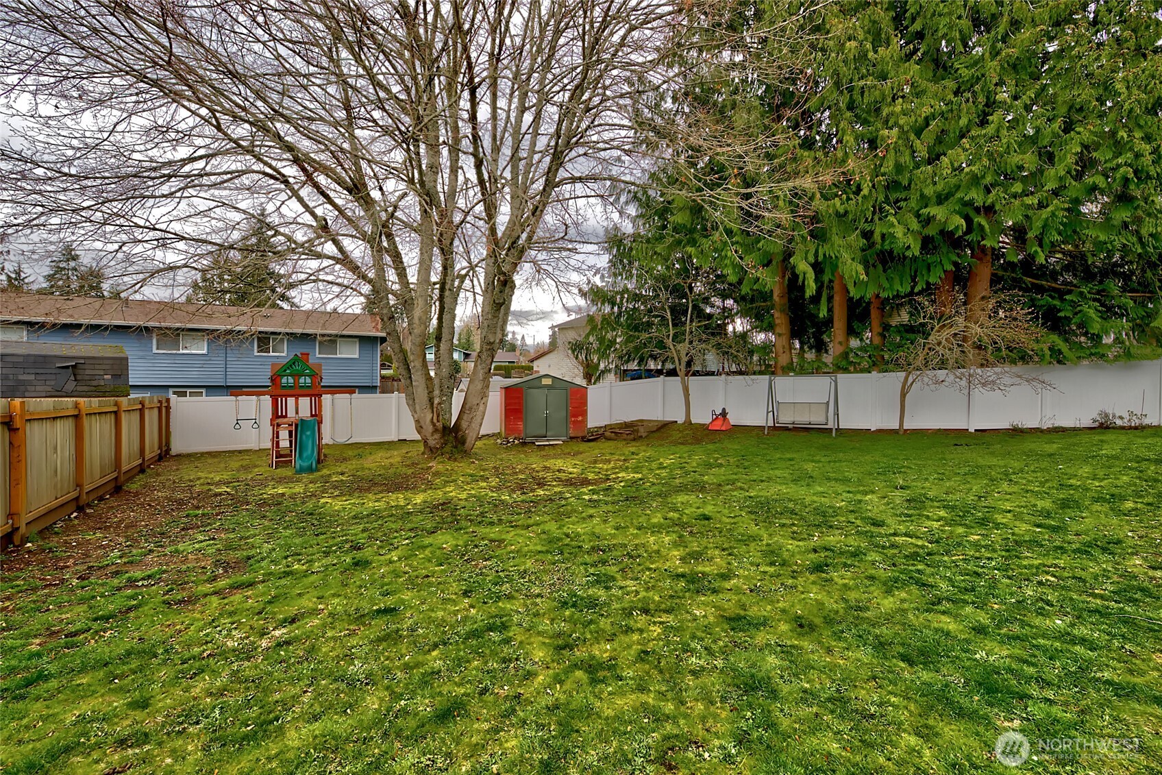 8829 231st Street Southwest Edmonds, WA 98026 - Photo 29 of 34