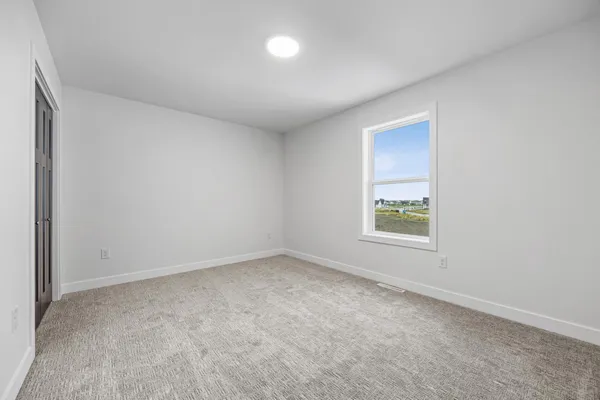 $579,900 | 8378 62nd Street South, Horace, ND 58047