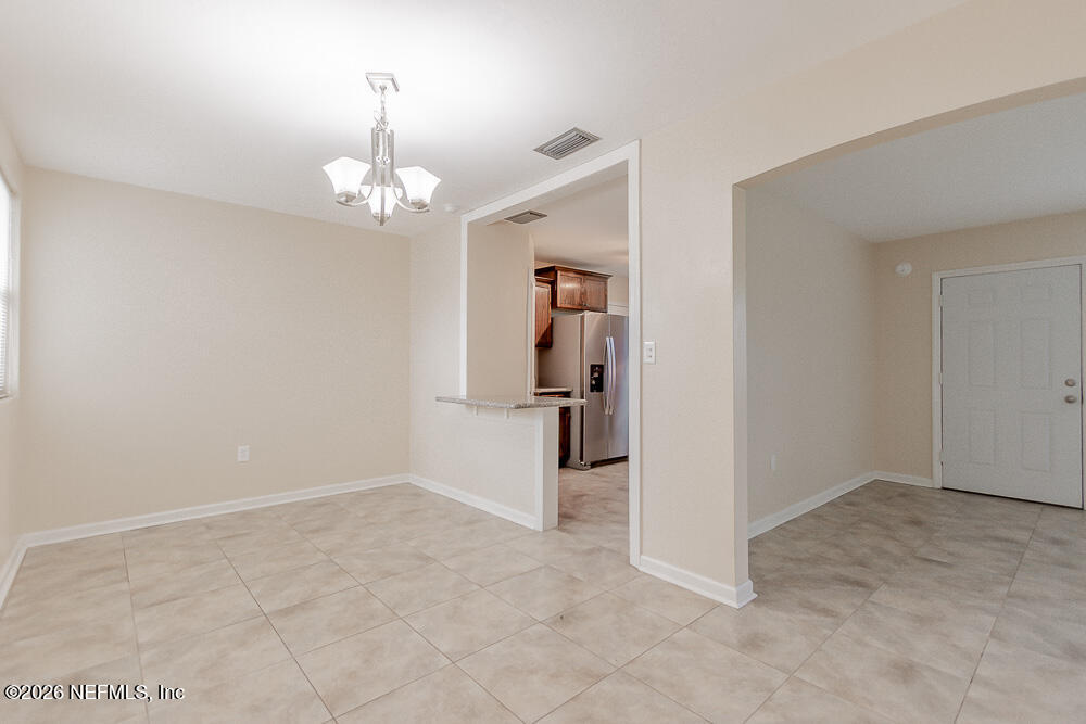 848 Glynlea Road Jacksonville, FL 32216 - Photo 5 of 32 20260723_glynlea_rd_0988
