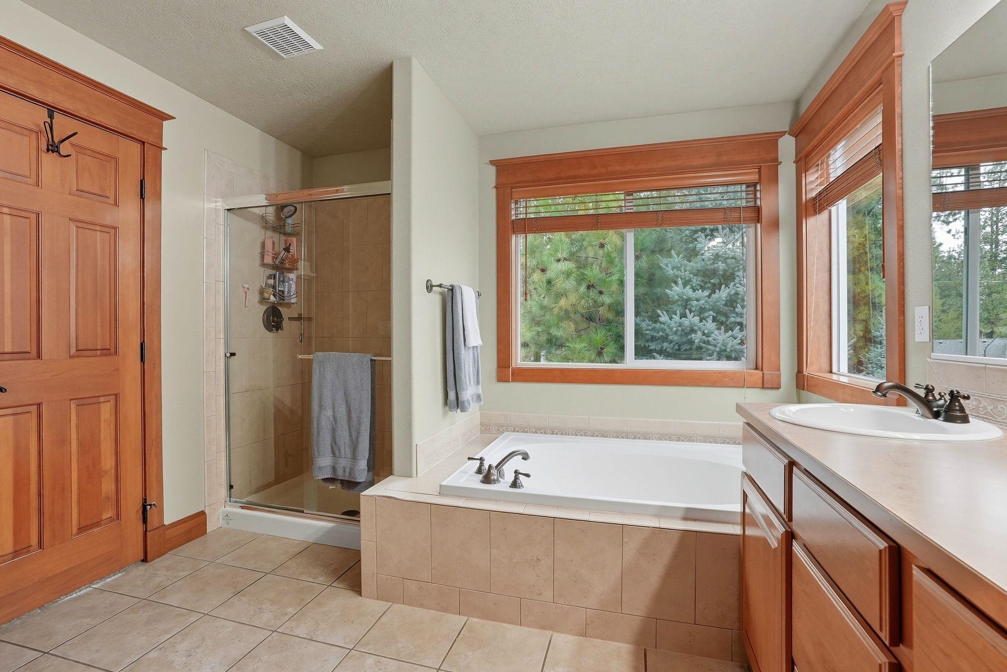 821 East Westcrest Road Colbert, WA 99005 - Photo 18 of 39