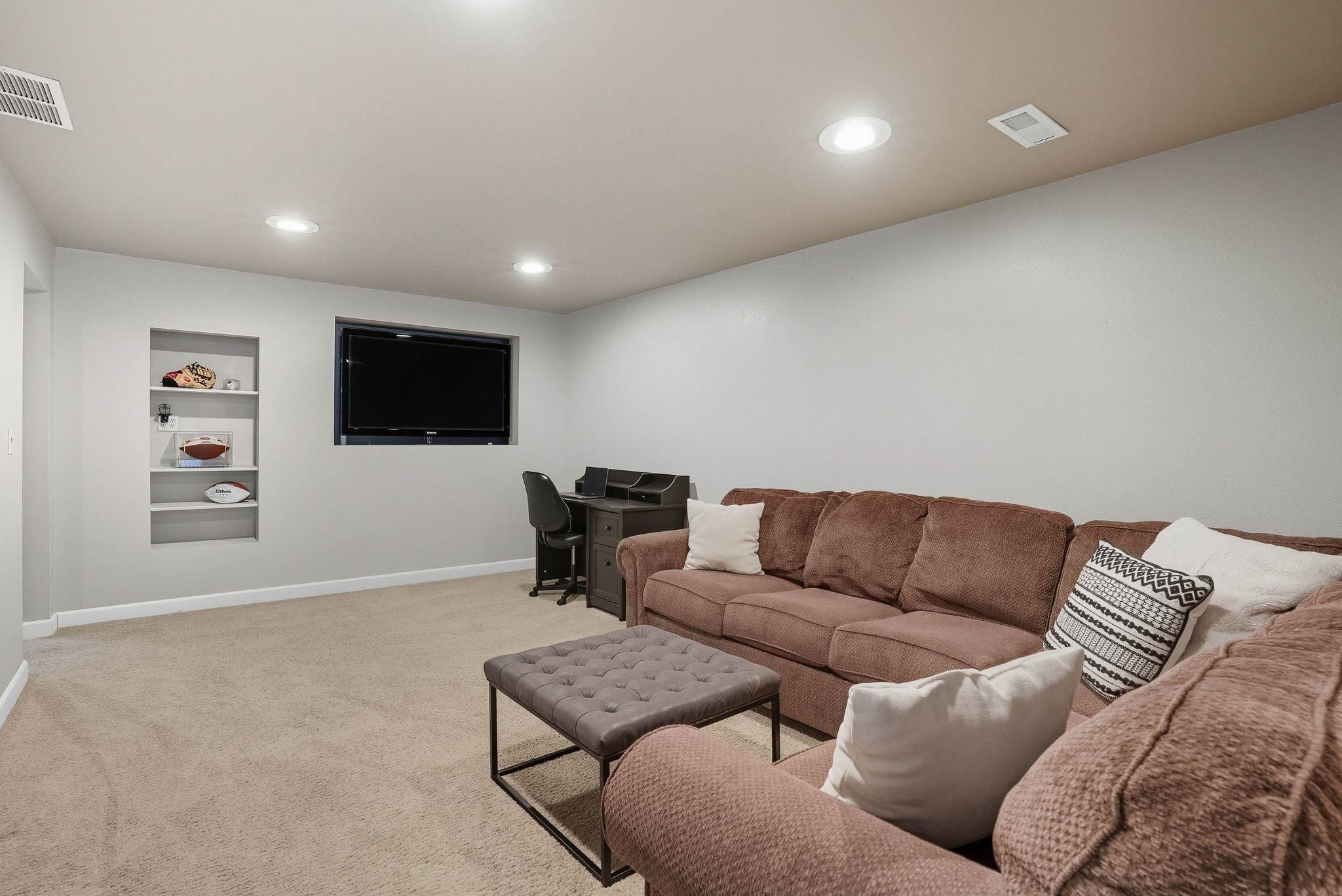 821 East Westcrest Road Colbert, WA 99005 - Photo 26 of 39