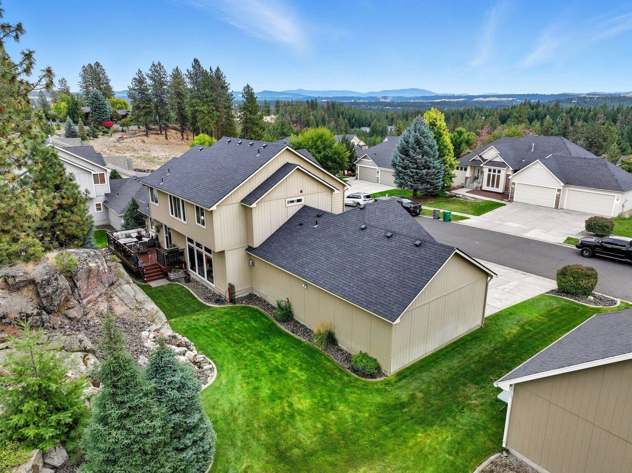 821 East Westcrest Road Colbert, WA 99005 - Photo 33 of 39